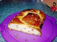 Hefezopf mit Rosinen Rezeptbild